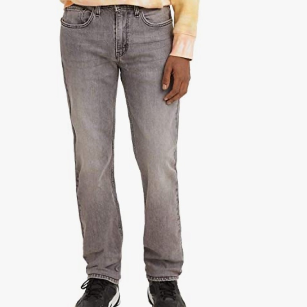 LEVI’S 514 JEANS IN GREY